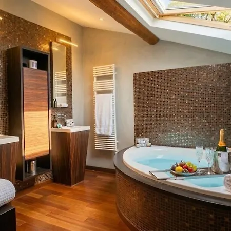 דירה Luxe Et Charme Vieil 80m2 Clim Parking Plages A Pieds אנטיב