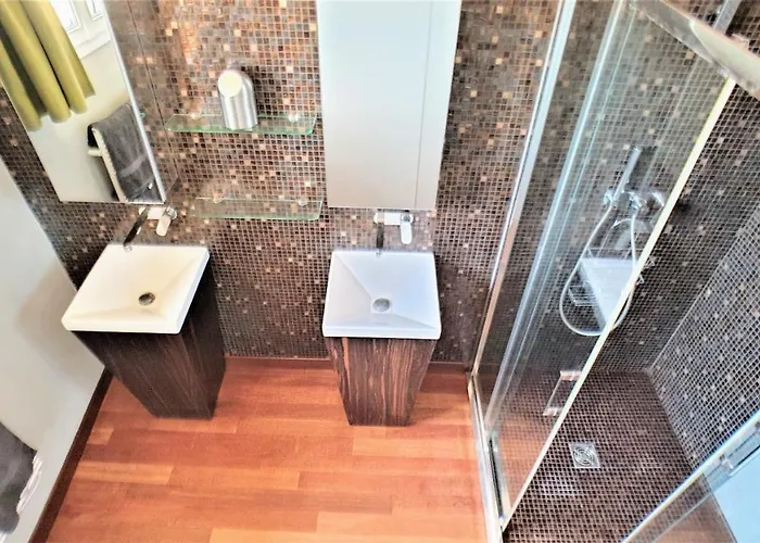 Luxe Et Charme Vieil 80m2 Clim Parking Plages A Pieds Apartment