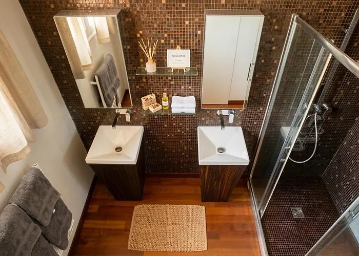 Luxe Et Charme Vieil 80m2 Clim Parking Plages A Pieds דירה *