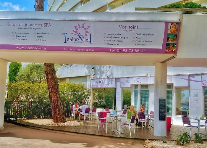 Luxe Et Charme Vieil 80m2 Clim Parking Plages A Pieds דירה